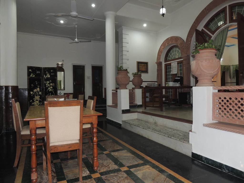 Kunjpur Guest House Prayagraj Bagian luar foto